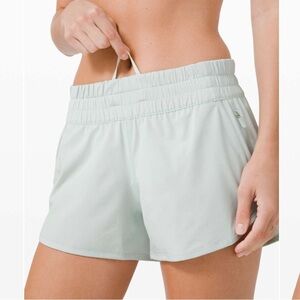Lululemon Tracker Short V 4” Island Mist Size 8 Run Athletic Lightweight Active